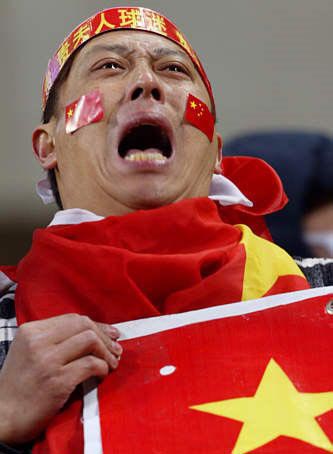 铁汉柔情，足球场上那些让你落泪的瞬间