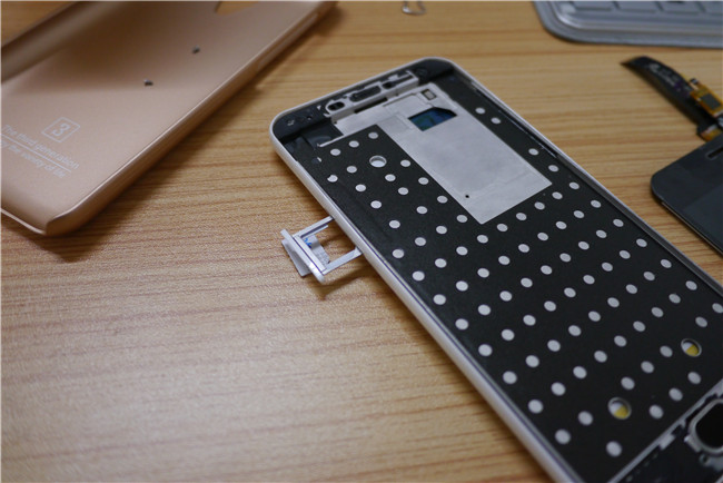 教你换屏,魅蓝2手机换屏多少钱