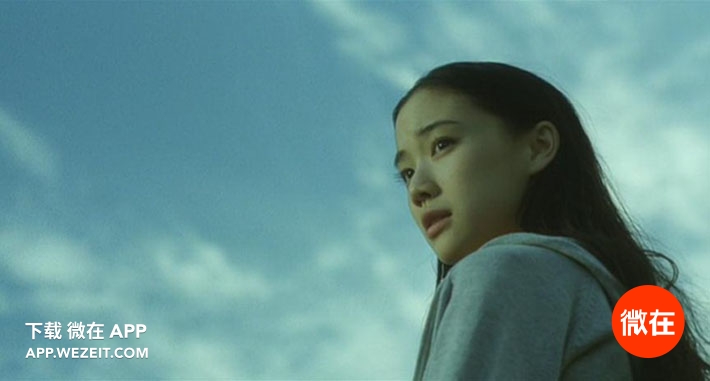 我被白纸的白烫了一下