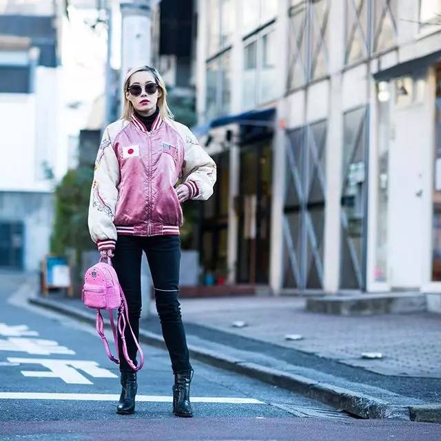 “半小时遇到4个同款”|留学生撞包大调查