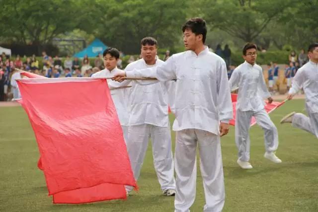 欧亚运动会开幕式啦啦操,大型无人机表演万人齐聚