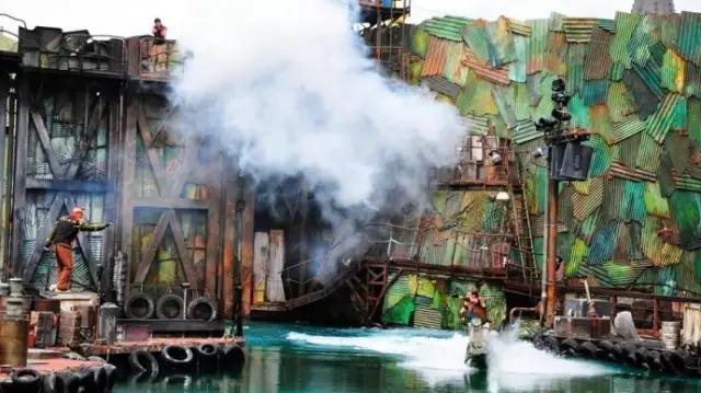 曼莉专栏｜葡萄*妞小**随妈游日本