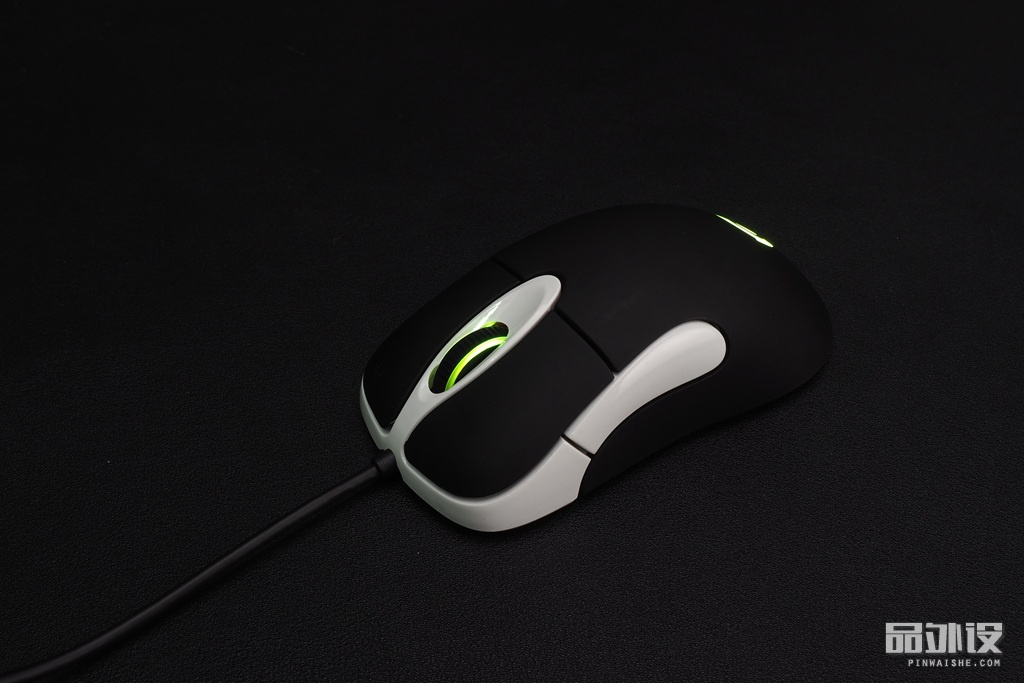 首发咖玛iomini游戏鼠标拆解评测