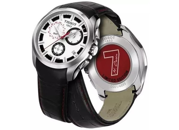 梅西c罗足球明星踢球视频,c罗戴的宇舶手表