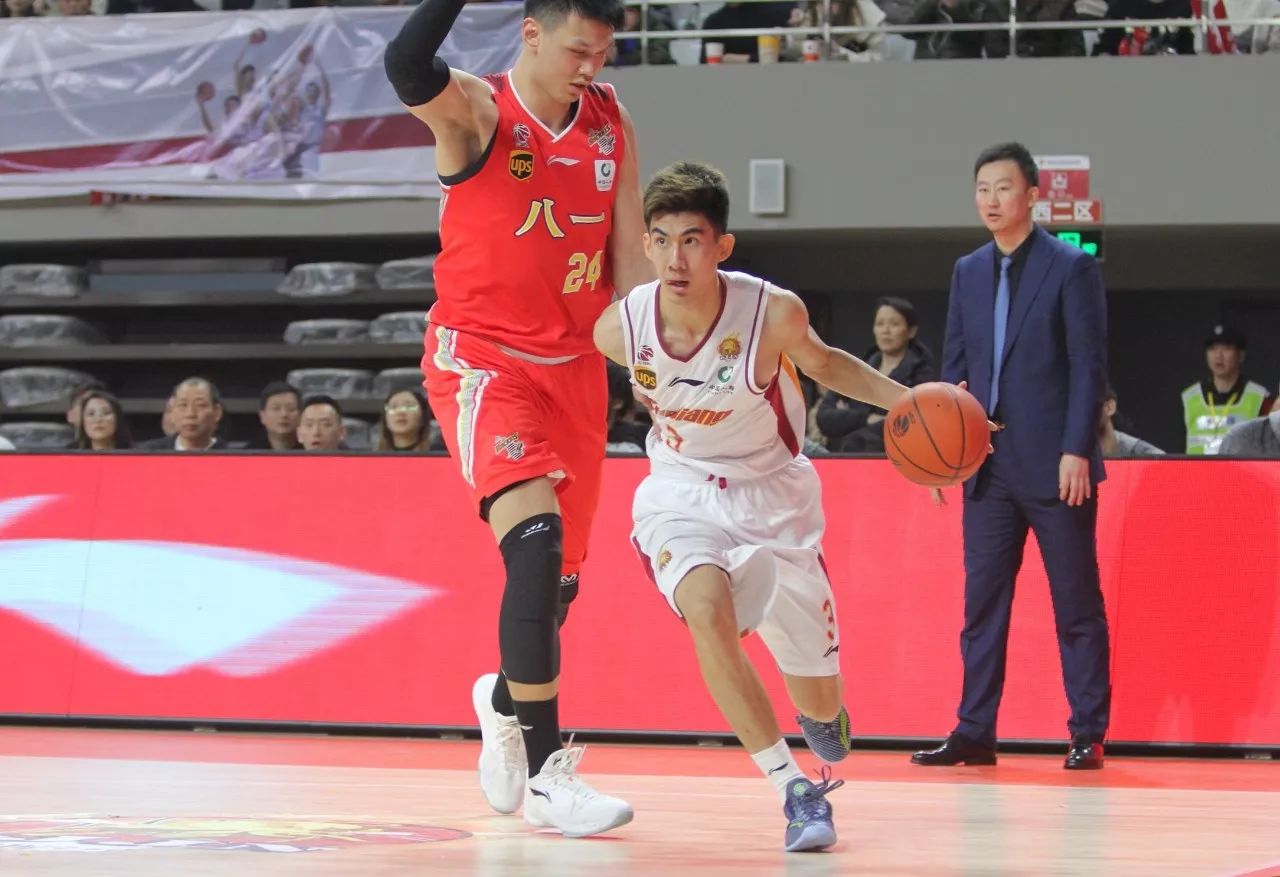 辽宁男篮69比96不敌稠州集锦,浙江稠州银行篮球队43分