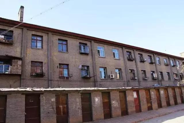 包头市老苏联楼在哪里,包头青山区苏联楼