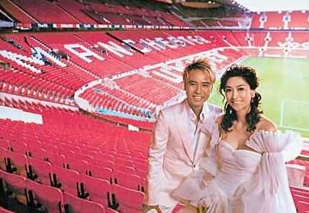 鹿晗关晓彤告白微博,鹿晗公开过几段恋情