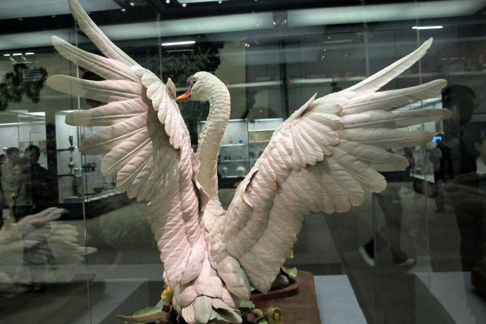 “china”这点事儿：有钱人都在用什么喝茶？