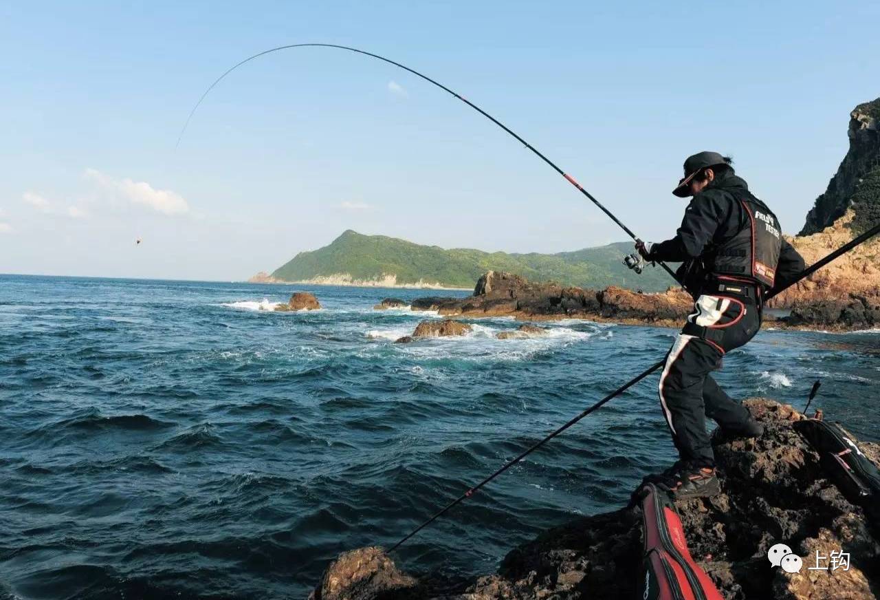 海钓矶钓找底调漂全过程,海钓钓底防挂底教学技巧