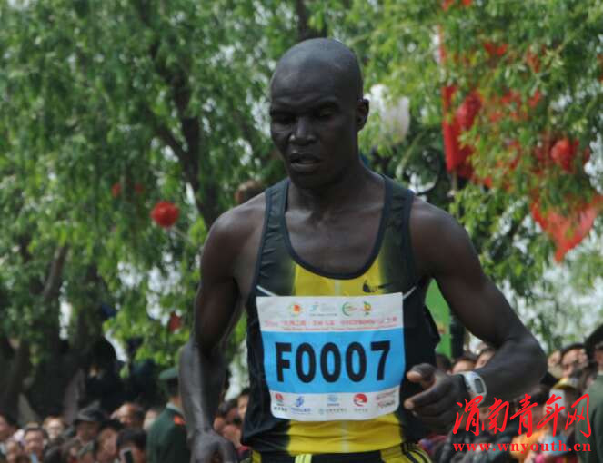 渭南首个国家级马拉松,渭南市举办2019马拉松比赛