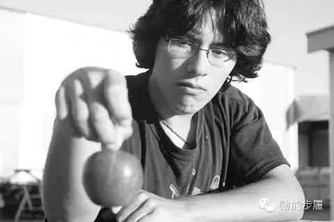 新西兰丨和墨西哥少年一起吸草是什么体验