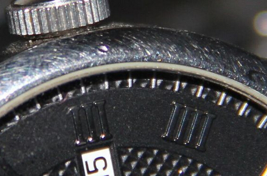 手表上出现划痕怎么处理,手表有细微划痕怎么处理