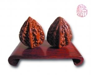 文玩葫芦盘花了怎么处理,红木手串盘花了怎么补救