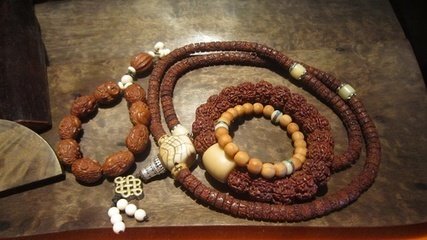 文玩葫芦盘花了怎么处理,红木手串盘花了怎么补救