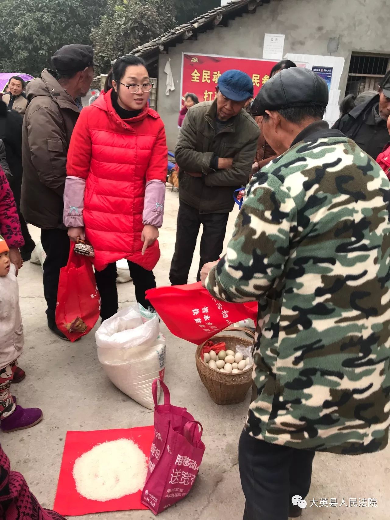 娉曢櫌骞茶鍦ㄨ劚璐敾鍧氫腑,娉曢櫌娉曡鎬庝箞杞啘鍟嗚