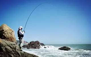 海钓矶钓找底调漂全过程,海钓钓底防挂底教学技巧