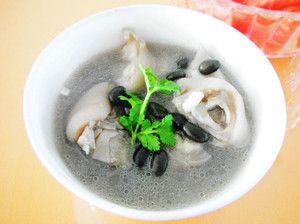 黑豆炒着吃还是煮着吃好,黑豆晚上吃好还是白天吃好