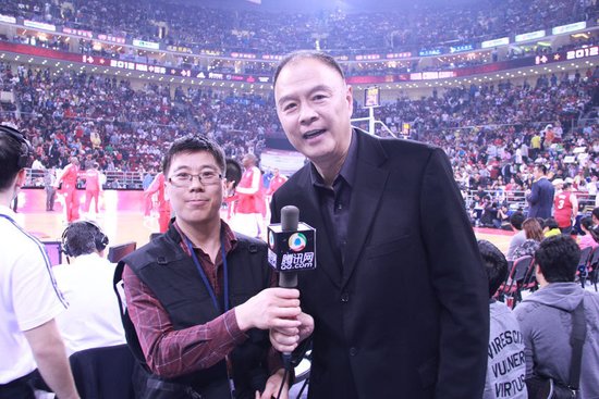 海耶斯火箭集锦,海耶斯1米98为什么能打中锋