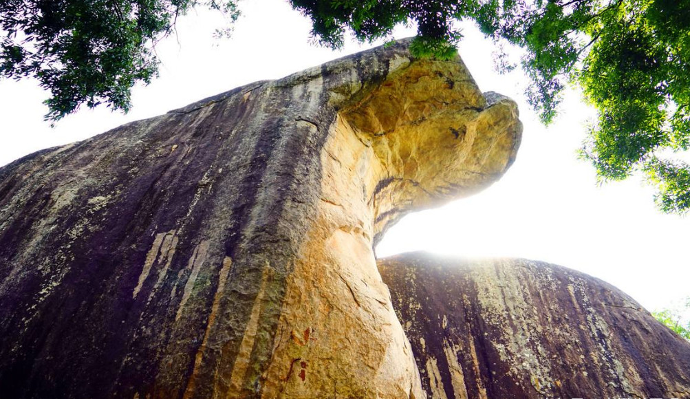 世上最小的国家只有足球场大,最小的国家有几个足球场