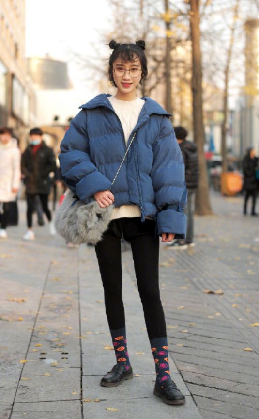 生活不止眼前的枸杞，还有90后老阿姨们包不住的脚踝