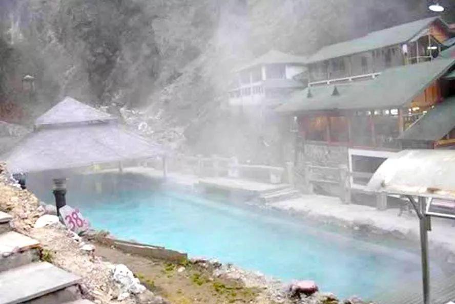 史上最低成本约泡！四川这10家天然温泉，最低7块泡到爽！