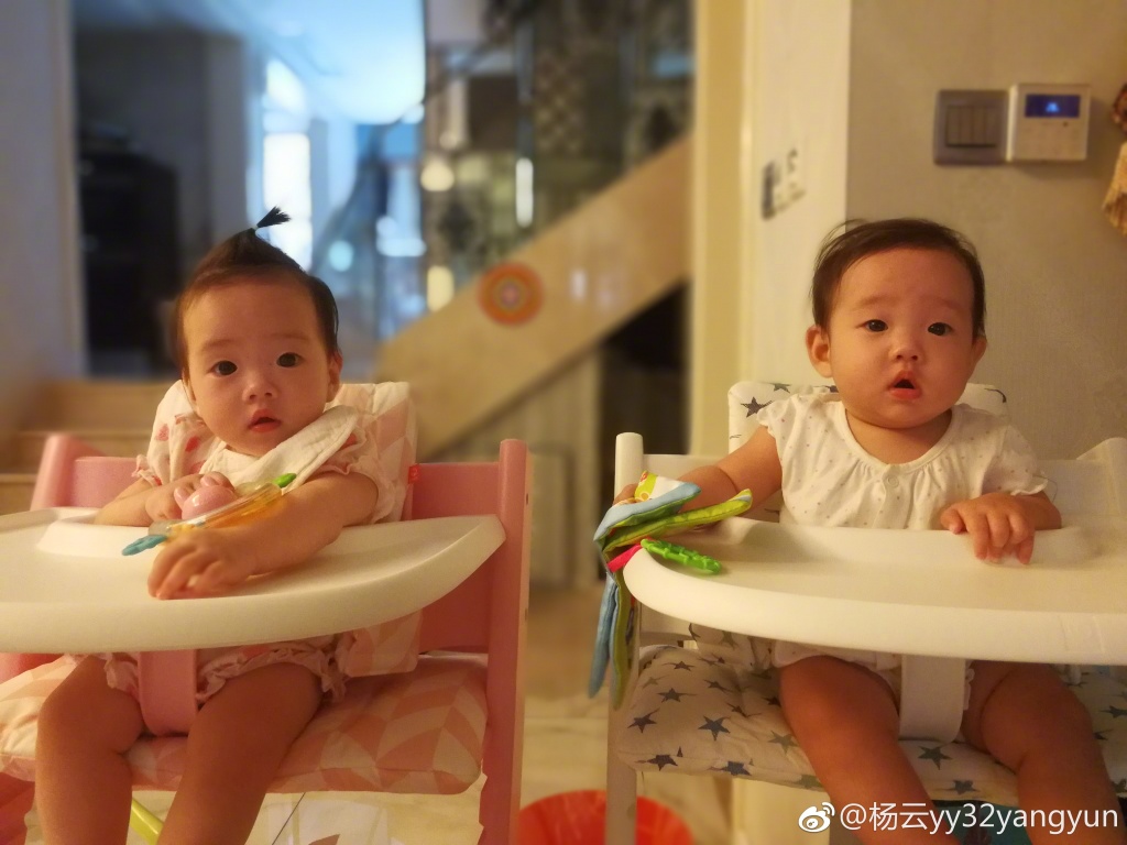 2017年居然有21对明星夫妇有了星二代，你最喜欢和期待谁家宝宝？