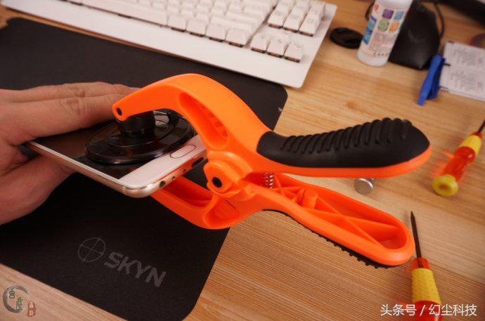 魅族手机换电池怎么换,给魅族手机换个好屏幕需要多少钱