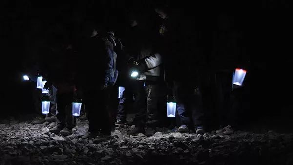 离广州300公里的贫困山区，生活着一批可爱的精灵，需要你的帮助