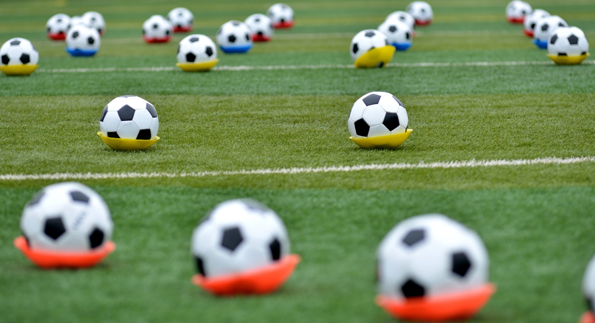 江苏太仓：“香花娃娃”显风采校园足球彰魅力