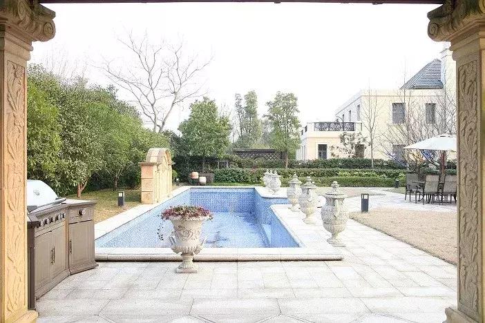 年度*局骗**：流水500亿，涉及2亿人，钱宝粉把*子骗**当信仰？