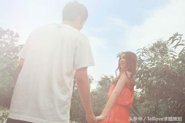 “我们都没错，只是不适合”，总有一句歌词唱的是你和TA的故事