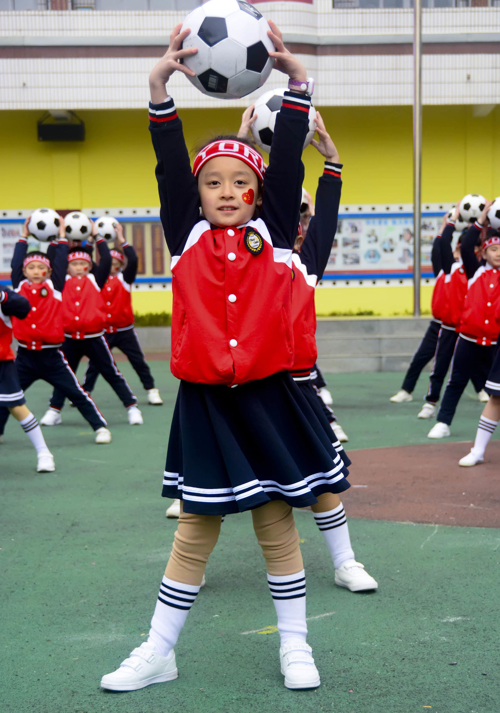 红山区第17小学足球啦啦操,三小校运会啦啦操