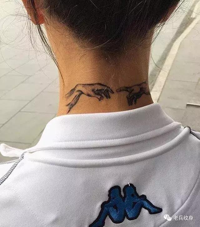 颈部纹身全过程,那些超酷的颈部纹身