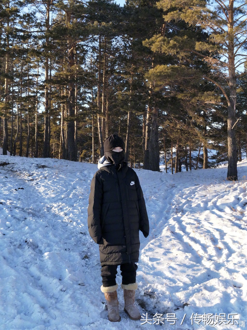 见多了娱乐圈塑料姐妹请，像周冬雨马思纯这种不做作的，太罕见！