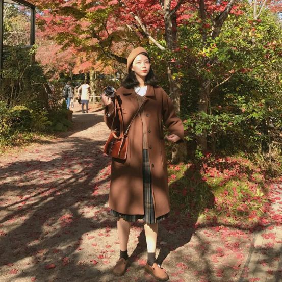 生活不止眼前的枸杞，还有90后老阿姨们包不住的脚踝