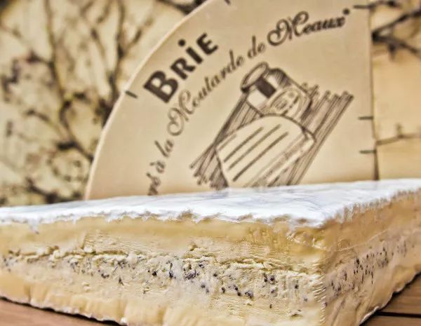 一口咬定修女泡芙法国面包师恋上成都钢琴妹