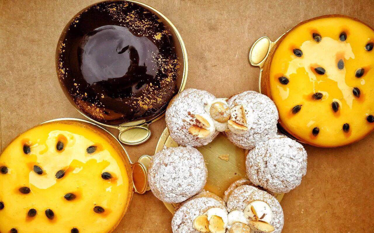 一口咬定修女泡芙法国面包师恋上成都钢琴妹