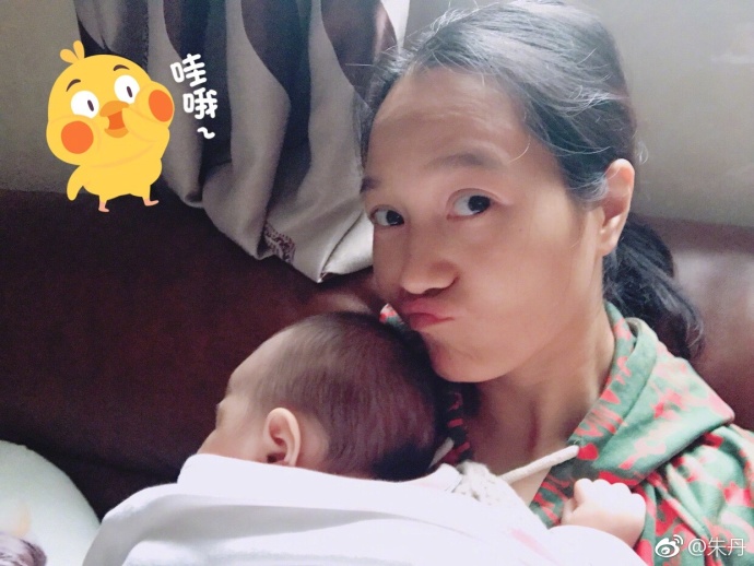 2017年居然有21对明星夫妇有了星二代，你最喜欢和期待谁家宝宝？