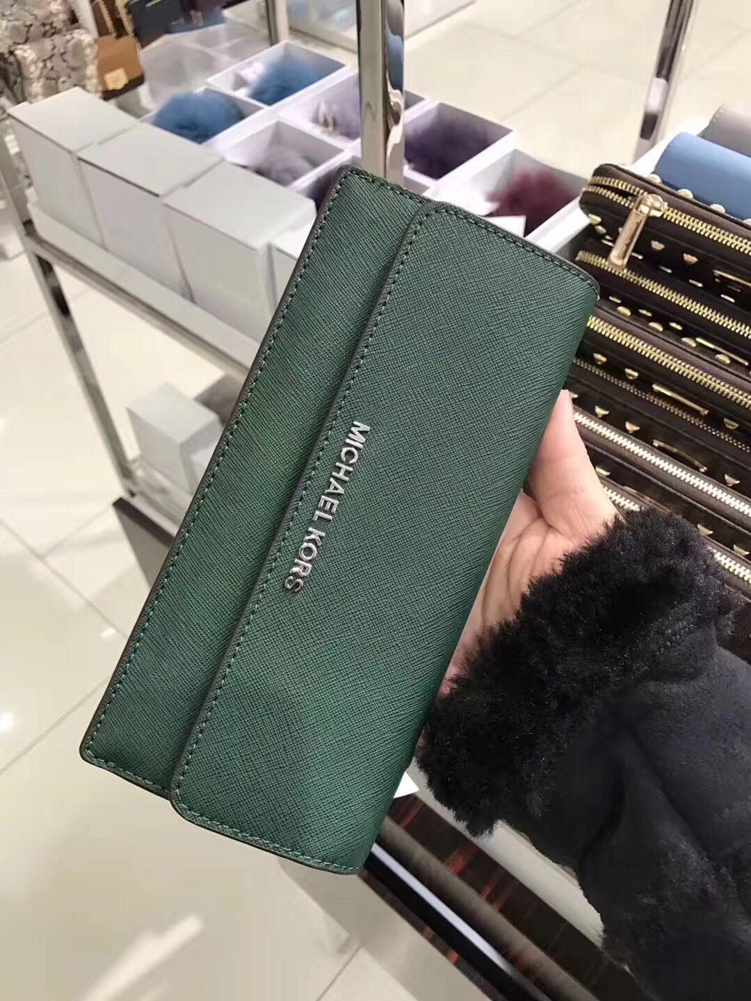 给女生买名牌包包,mk品牌高档轻奢时尚女包2459