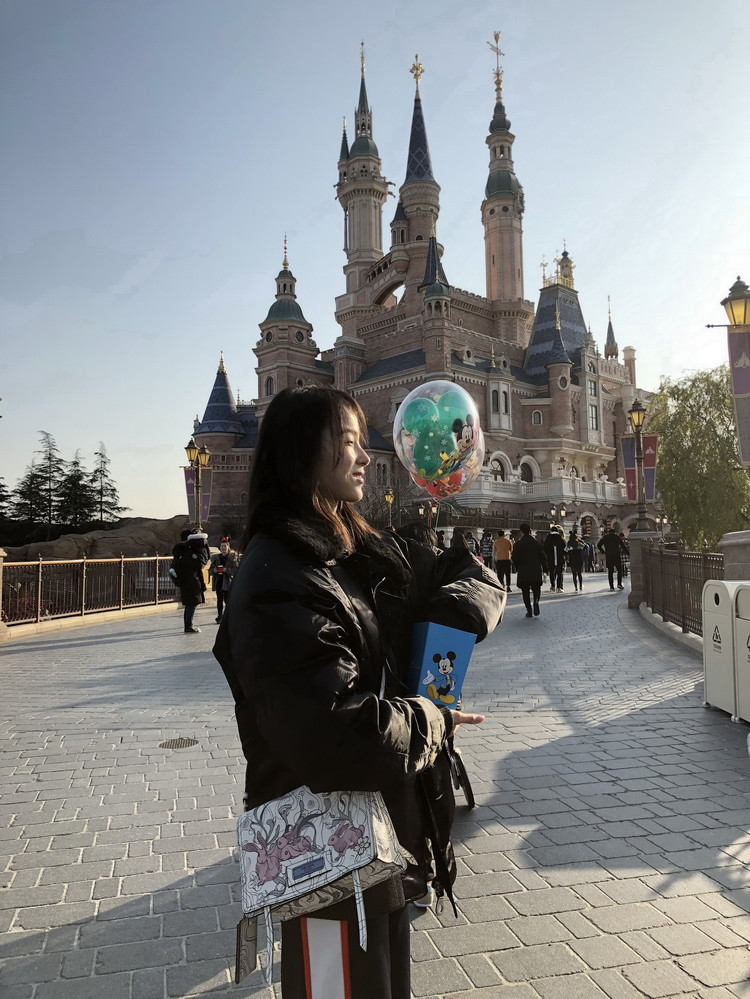 刘雯钟楚曦何穗,大表姐刘雯永州祁阳人