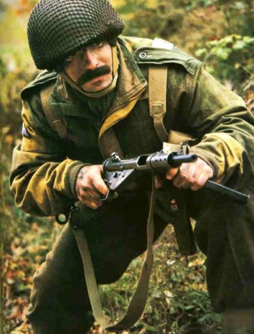 二战意大利冲锋枪和德国冲锋枪,二战最优秀的冲锋枪十大排名