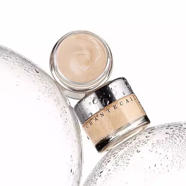 轻薄、舒适、不脱妆的粉底测评