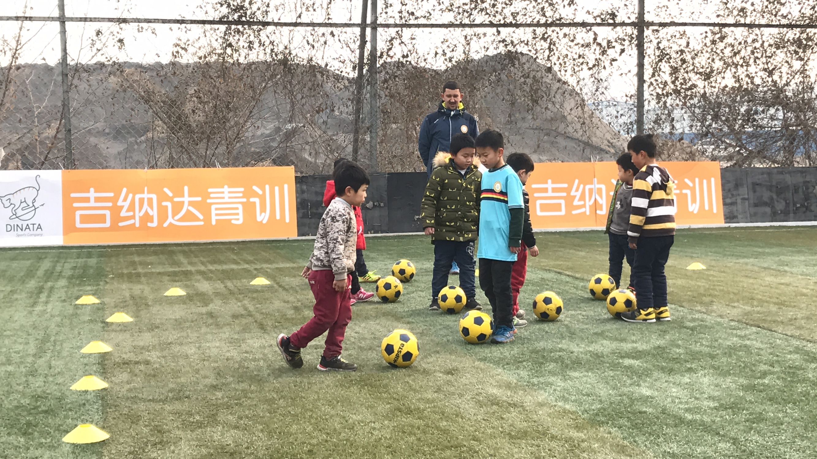 吉纳达足球青训,河南吉纳达