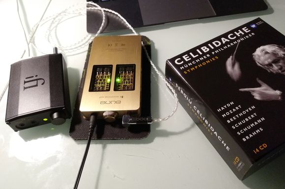 老初月谈 密码：iFI nano iDSD BL，轻松开启音乐之门