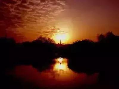 新年第一天去海边看日出,去海边看日出拍的照片