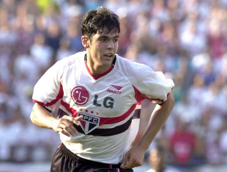 鲜衣怒马少年时，那年他们才十八如今已然退役，向逝去的青春致敬