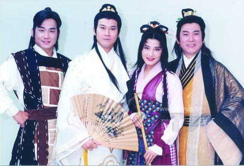 他的剧目一播出，股市就跌，34次中招，上个新闻都会跌