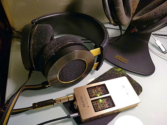 老初月谈 密码：iFI nano iDSD BL，轻松开启音乐之门