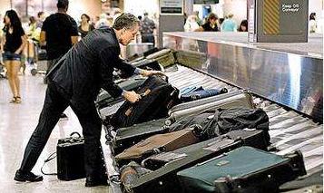乘坐飞机时，行李托运是怎么样的？
