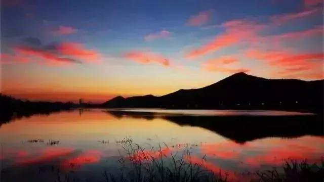 新年第一天去海边看日出,去海边看日出拍的照片